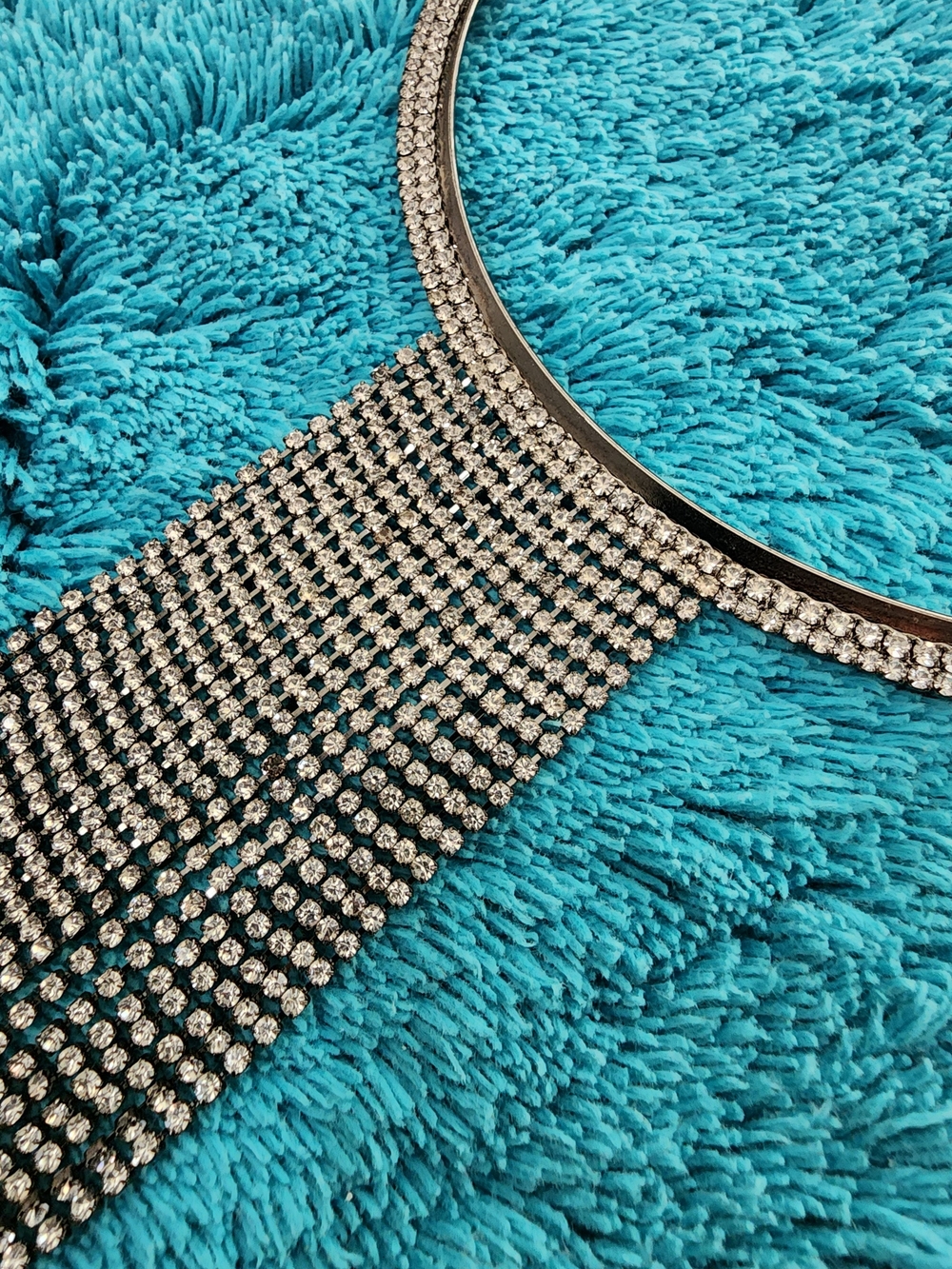 Rhinestone Fringe Statement Necklace in Silver